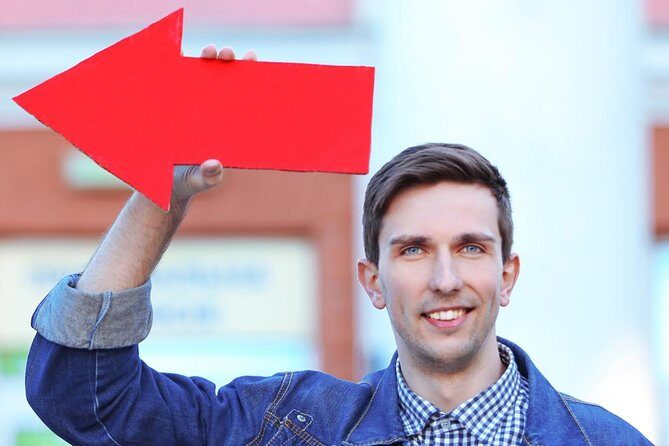 Professional Guide Services with social-distance bus - Discover Warsaw with a Private Guide and Social-Distance Bus