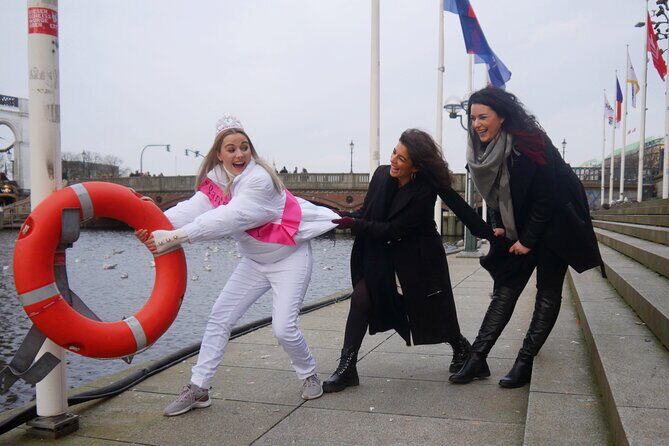 Professional photo tour with Hamburg sights - Key Points