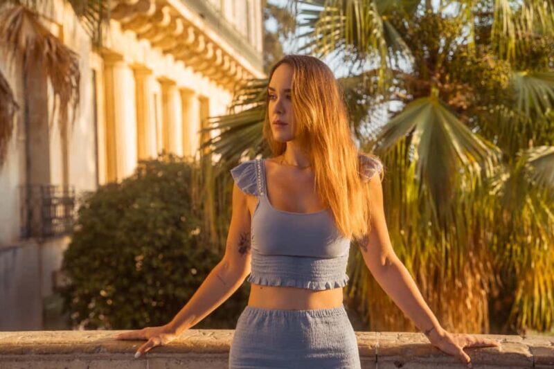 Professional Photoshoot in Corfu - Pose and Explore - Key Points