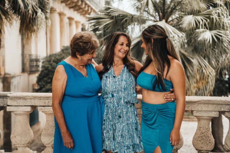 Professional Photoshoot in Corfu - Pose and Explore - What’s Included and What’s Not