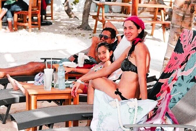 Progress Cocoloba V.I.P open bar and food included Beach club - FAQ Section