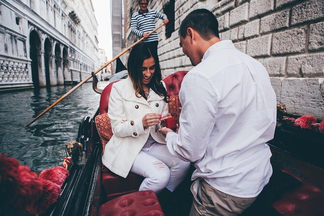 Proposal Photographer in Venice - The Experience: A Closer Look at the Tour