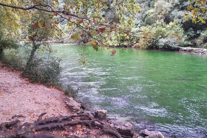 Provence Highlights Full-Day Tour from Avignon - Stop 4: Gordes