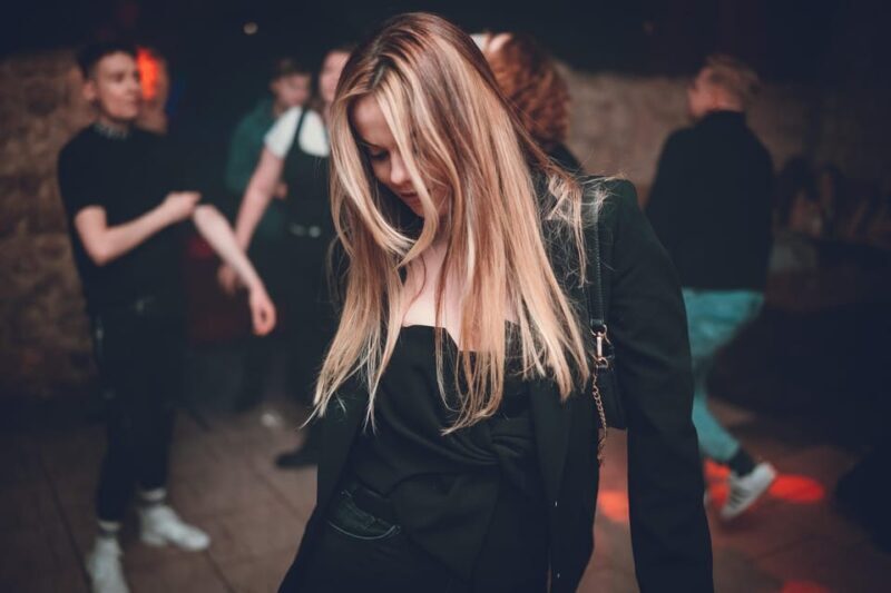 Pub Crawl - 1-hour Open Bar then Vip to 5 Clubs - Krakow - The Drinks and Atmosphere