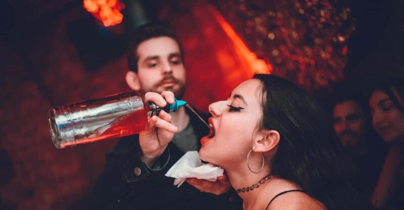 Pub Crawl - 1-hour Open Bar then Vip to 5 Clubs - Krakow - FAQs