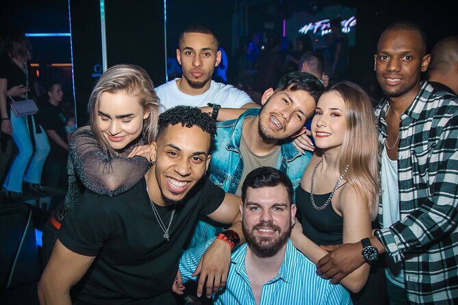 Pub Crawl Barcelona by EVOLVE The BEST night experience - The Sum Up