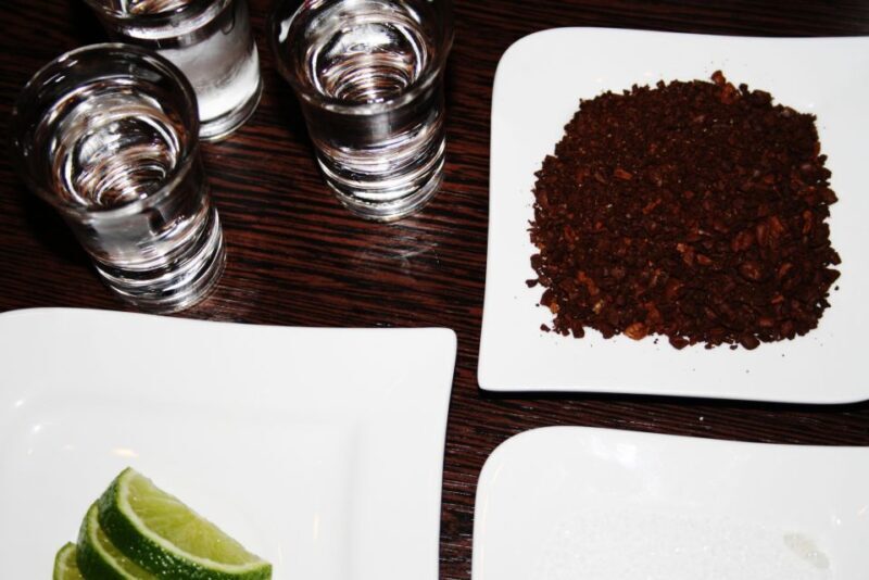 Pub Crawl Cologne Including Admission Fee for Bars and Shots - Getting a Feel for the Cologne Pub Crawl