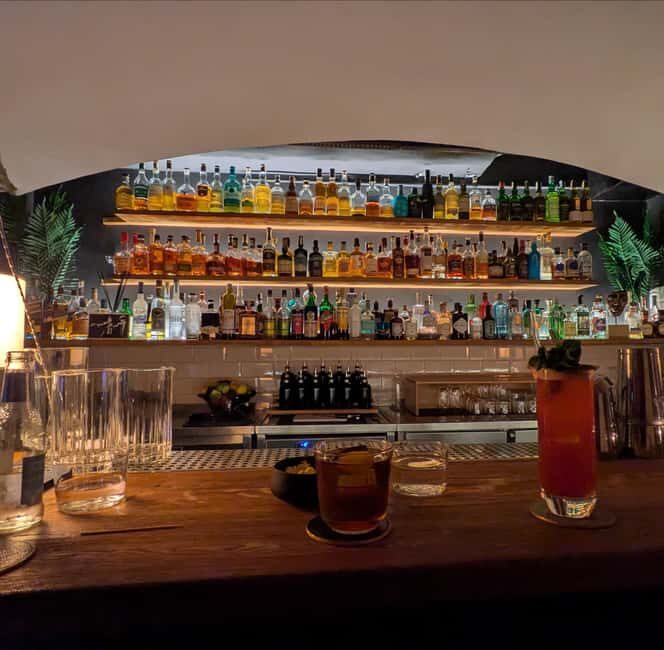 Pub Crawl in Porto - Key Points