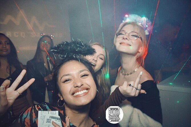Pub Crawl Madrid by Mad Party Crew - What to Expect