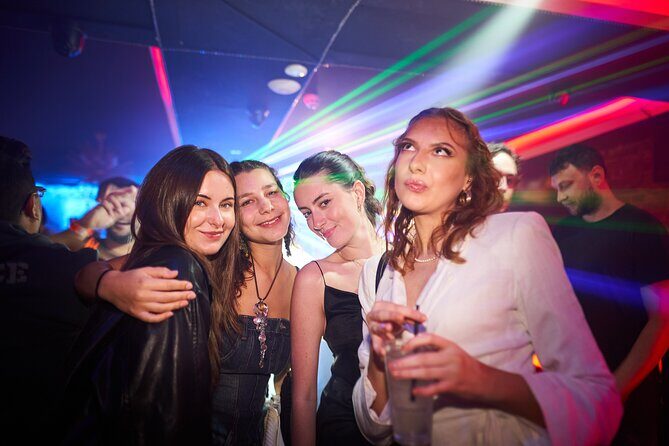 Pub Crawl of Central London - Who Is This Tour Best For?