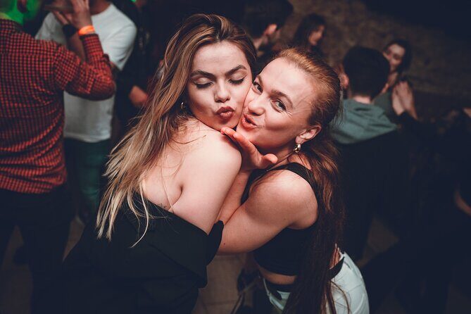 Pub Crawl Unlimited Drinks then 5 Best Clubs in Krakow with VIP - What the Reviews Say