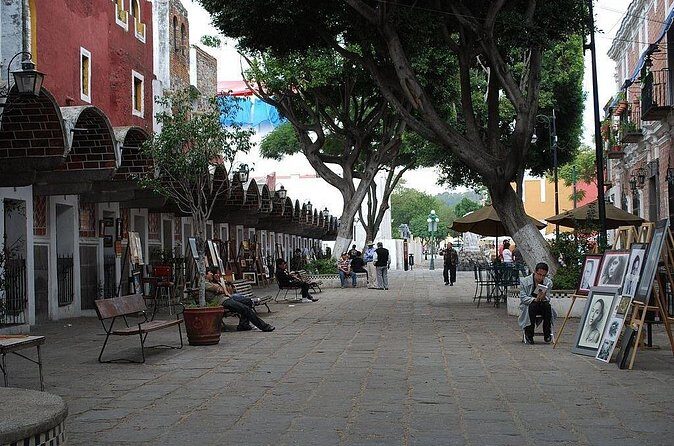 Puebla City Tour & Fireflies Sanctuary from Mexico City - FAQs