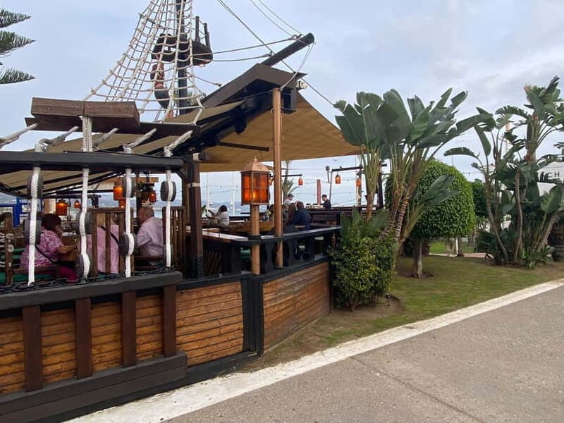 Puerto Banús: Private harbor tour with tapas & drinks - Exploring the Puerto Banús Harbor Tour in Detail