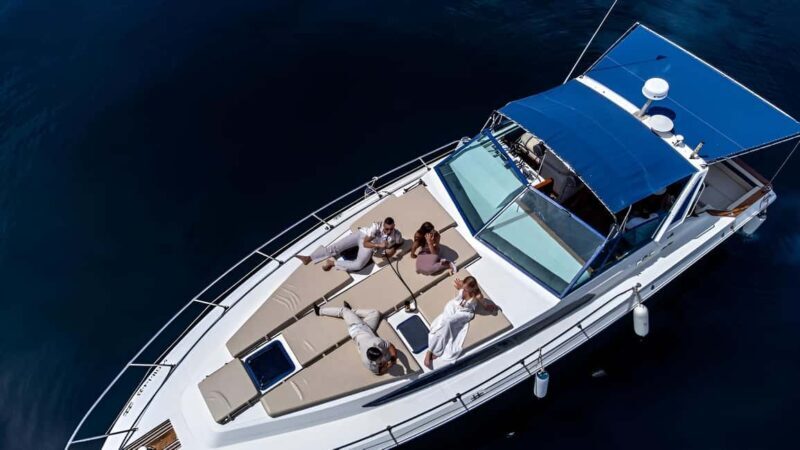 PUERTO BANUS: YACHTS RENTAL FOR GROUP 1H - What to Expect on Your 1-Hour Yacht Ride