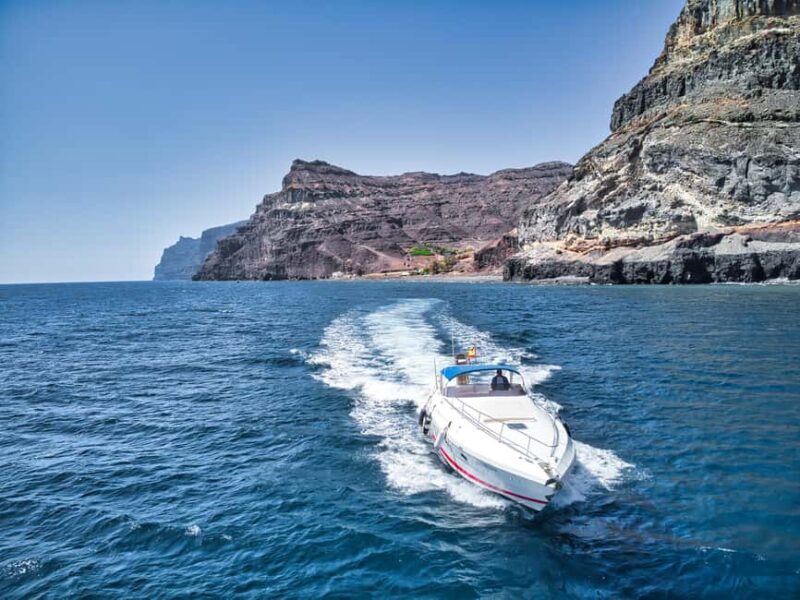 Puerto de Mogán: Private yacht for up to 9 people, 1 hour - How This Tour Compares to Others