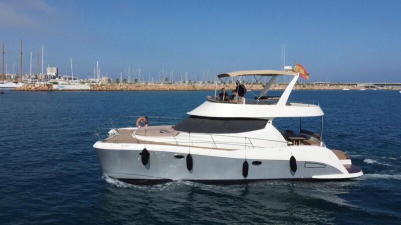 Puerto del Carmen: Catamaran Trip with Water Sports - FAQ