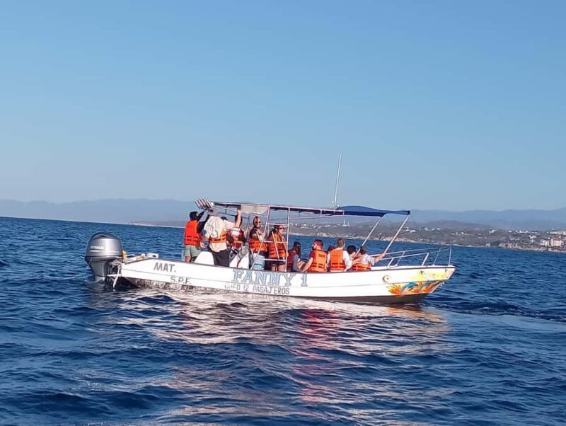 Puerto Escondido: Boat tour to enjoy the sunset - Key Points