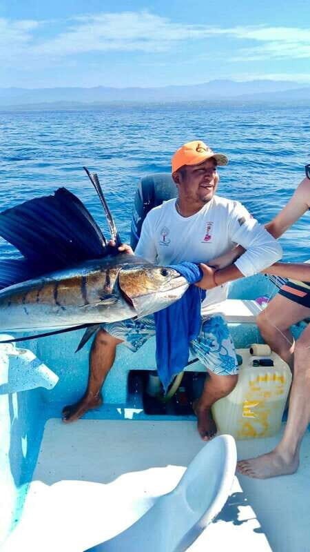 Puerto Escondido: Fishing Boat Trip with Buffet Lunch - How Good Is the Value?