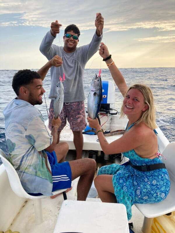 Puerto Escondido: Fishing Boat Trip with Buffet Lunch - FAQ