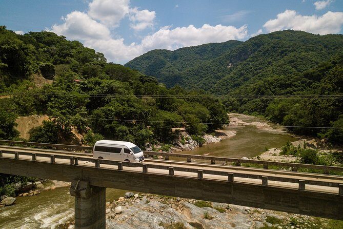 Puerto Escondido - Private Transportation Service From (HUX) Airport - What You Can Expect During Your Transfer