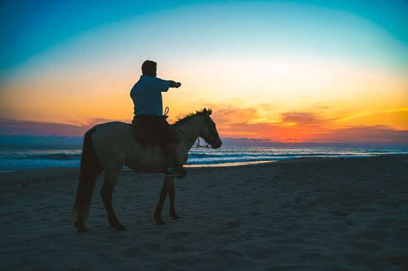 Puerto Escondido: Sunset Horse Back Riding Tour - Key Points