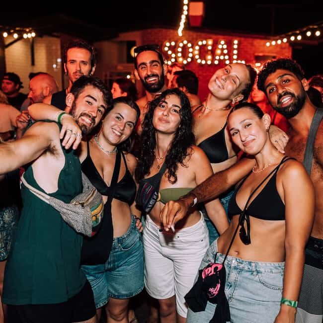 Puerto Vallarta: Guided Pub Crawl With Welcome Drinks - The Real Value of This Tour