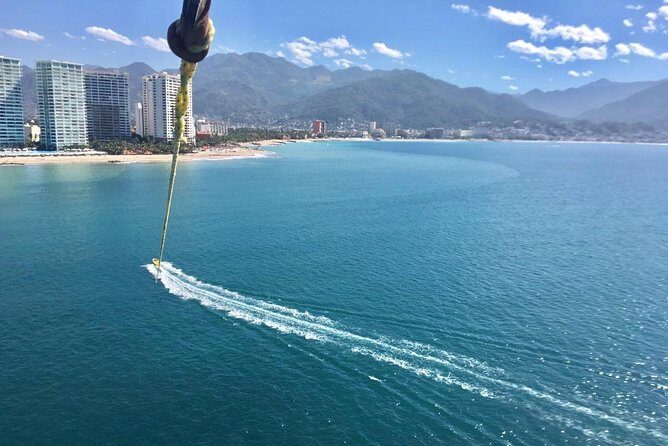 Puerto Vallarta Parasailing Experience - An Honest Look at the Puerto Vallarta Parasailing Experience