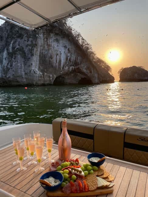 Puerto Vallarta: Sunset Cruise Aboard a Luxury Yacht-private - Considerations Before Booking