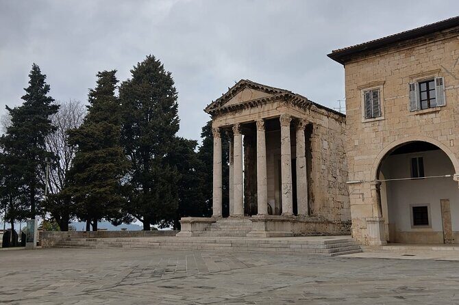 Pula 2 Hour Private Tour in English or Czech Language - Who Is This Tour Best For?