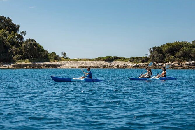 Pula Kayaking Cave, Islands and Cliffs Tour with drinks - Key Points
