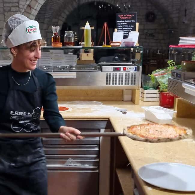 Putignano: Make and Taste Gourmet Pizza - Key Points