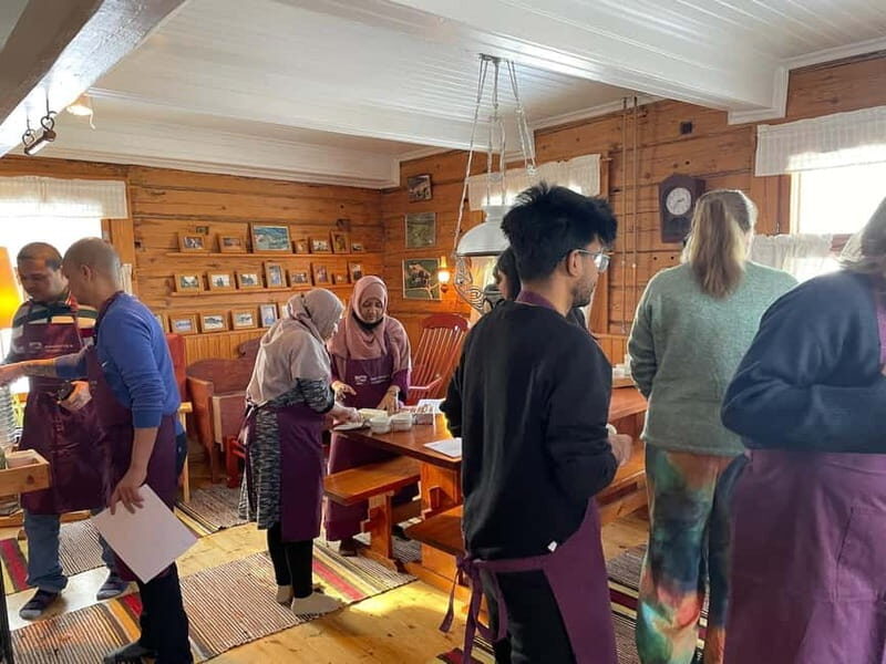 Puumala: Blueberry Rye Pie Baking Workshop - Whats Included and Whats Not