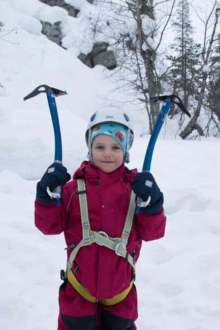 Pyhätunturi: Kid's Ice Climbing Adventure in Finnish Lapland - Pyhätunturi: Kid’s Ice Climbing Adventure in Finnish Lapland