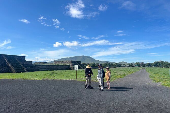 Pyramids of Teotihuacan with gastronomic and cultural experience. - Who Would Enjoy This Tour?