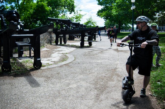 Quebec City : Electric Scooter Rental - Pros and Cons Based on Real Feedback