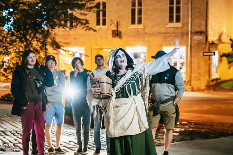 Quebec Interactive Street Theatre: "Crimes in New France" - What to Expect on the Tour