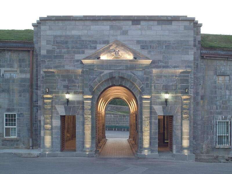 Quebec: La Citadelle de Québec Ticket and Guided Tour - An Honest Look at La Citadelle de Québec Tour