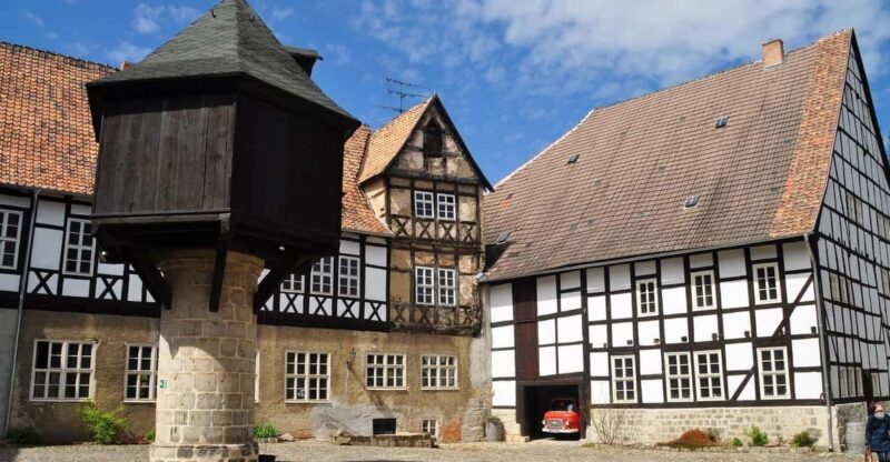 Quedlinburg Private Guided Walking Tour - Key Points