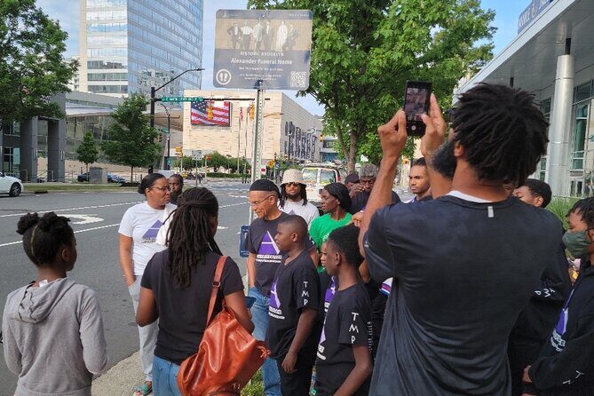 Queens City Black Legacy Walking Tour - The Experience You Can Expect