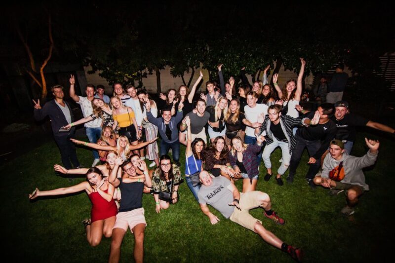 Queenstown: Bar Crawl with 5 Free Shots and Pizza - FAQ