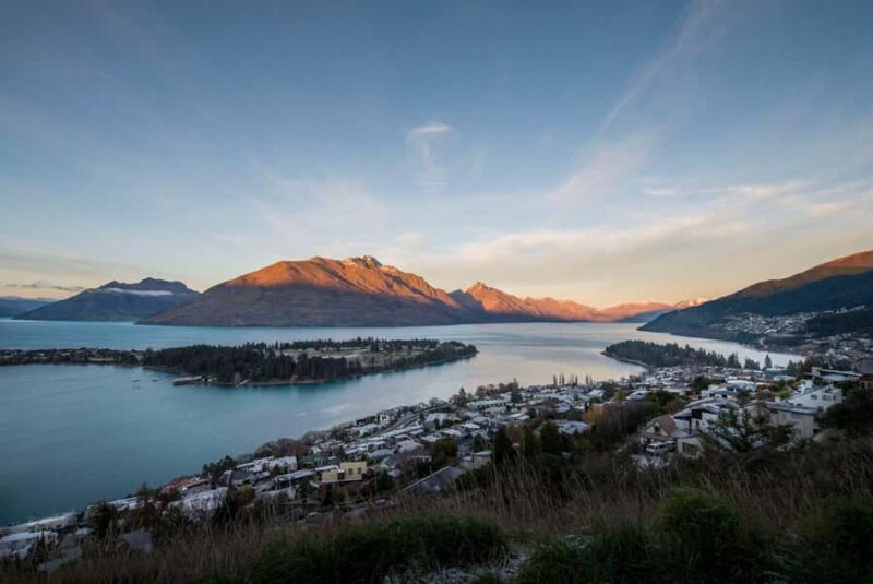 Queenstown: Highlights Wine & Lake Cruise Half-Day Tour - The Experience in Practice