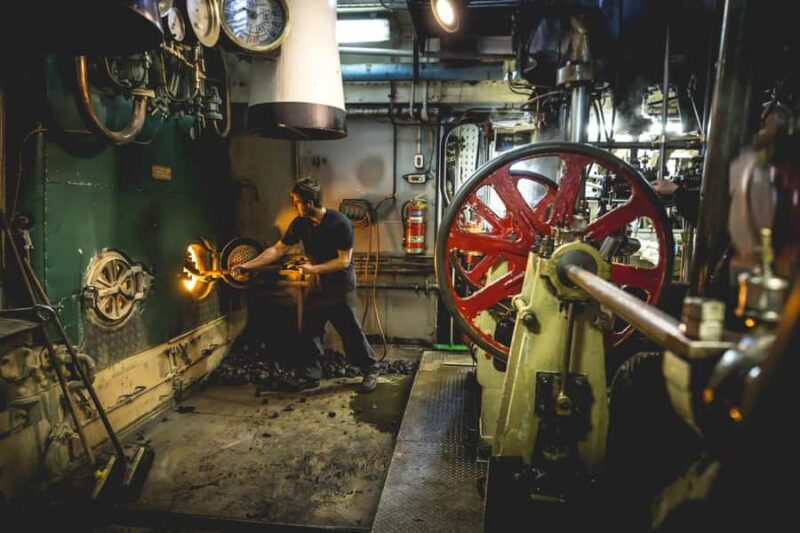 Queenstown: TSS Earnslaw Cruise of Lake Whakatipu - The Experience of a Lifetime?