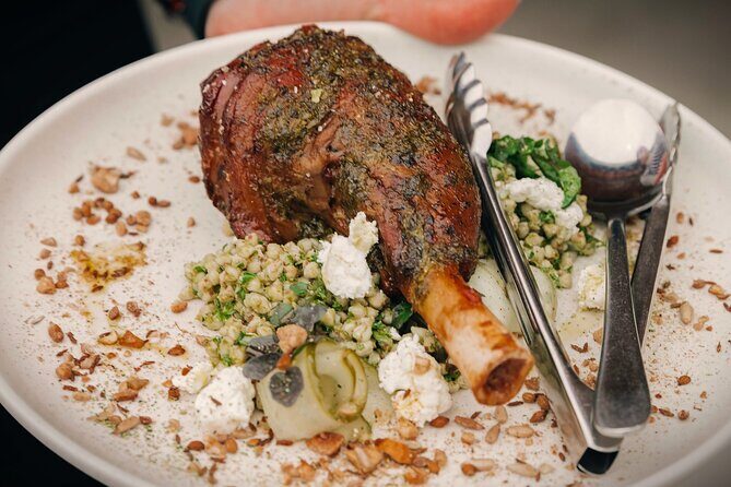 Queenstown Wine & Food Tour: Scenery, Tastings & Delicious Lunch! - Exploring the Queenstown Wine & Food Tour: A Deep Dive into Scenery, Tastings, and Tastes