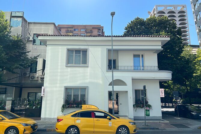 Quick Tour of Tirana - FAQs