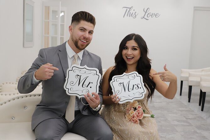 Quickie Las Vegas Wedding at Paradise Wedding Chapel - Who Should Consider This?