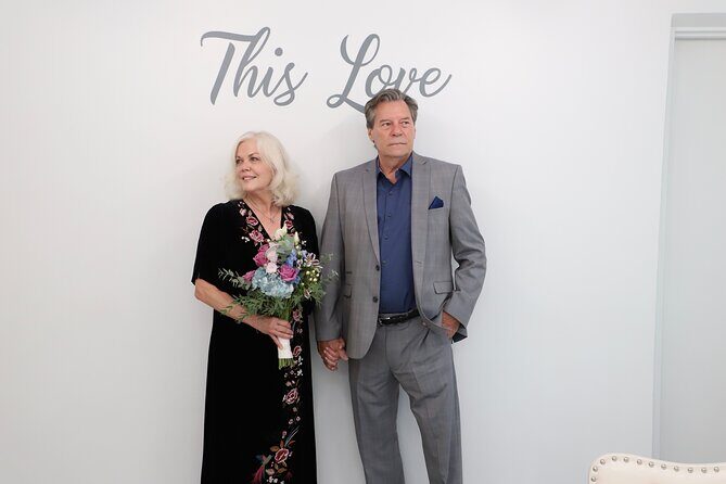 Quickie Las Vegas Wedding at Paradise Wedding Chapel - FAQs