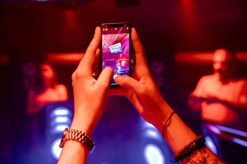 QuizBoxing: Interactive TV show style quiz game experience - FAQ