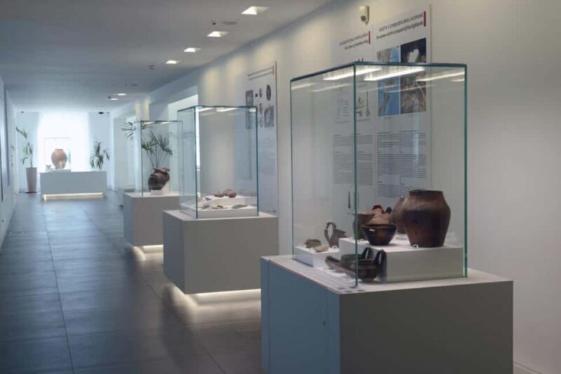 R. Calabria: National Archaeological Museum & Audio Guide - Key Points