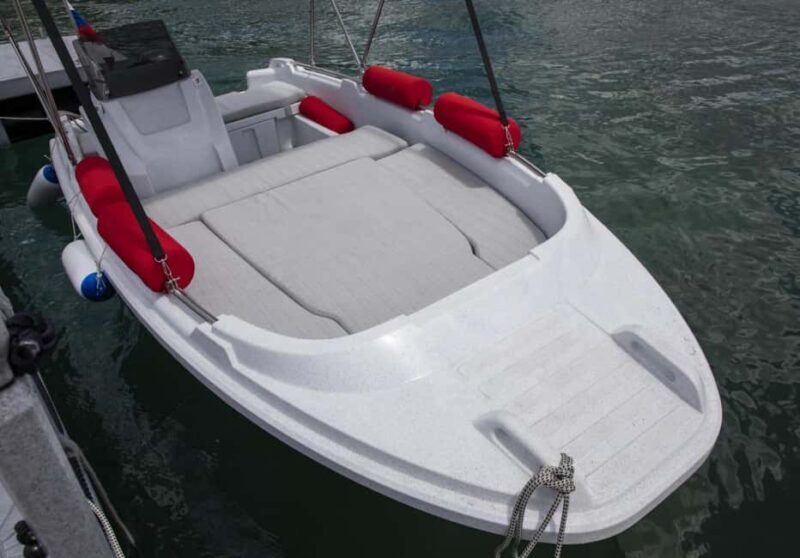 Rab: Roto 450 S Family Boat Rental - Why Rent the Roto 450 S?