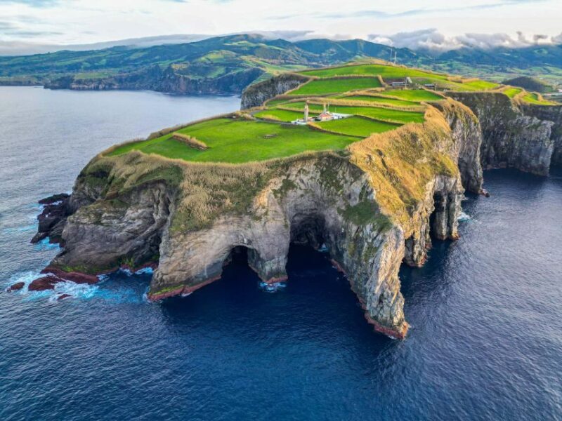 Rabo de Peixe: Cave Boat Tour on The North Coast - Exploring the Rabo de Peixe Cave Boat Tour on São Miguel